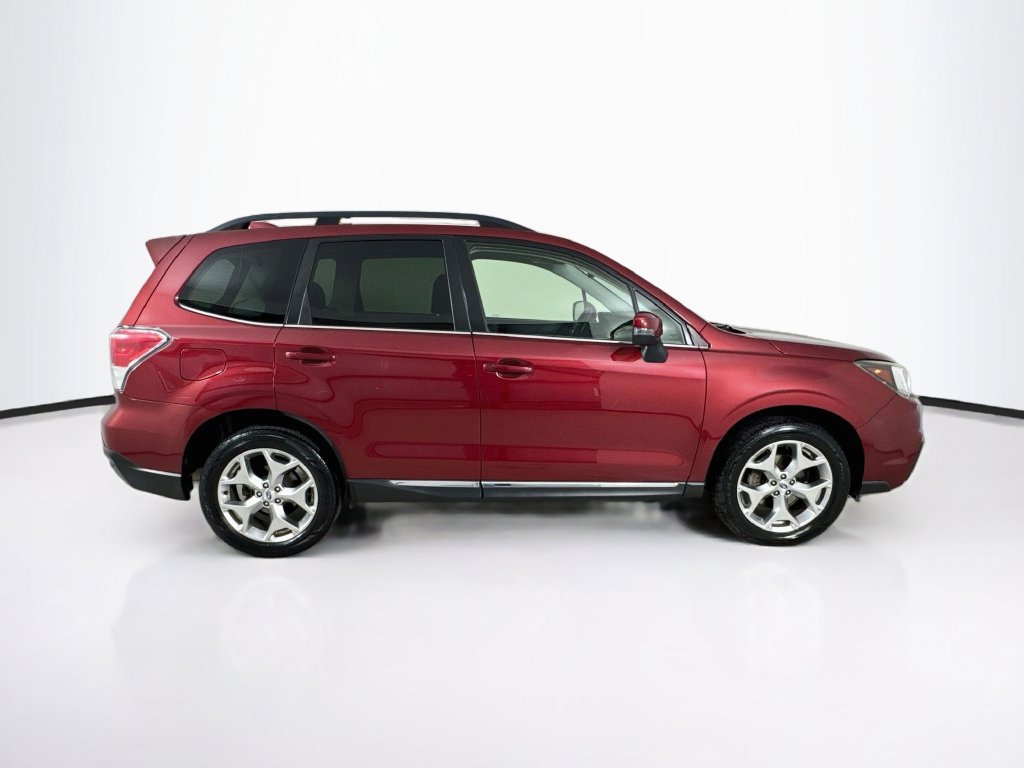 Used 2017 Subaru Forester 2.5i Touring AWD/4WD image 8