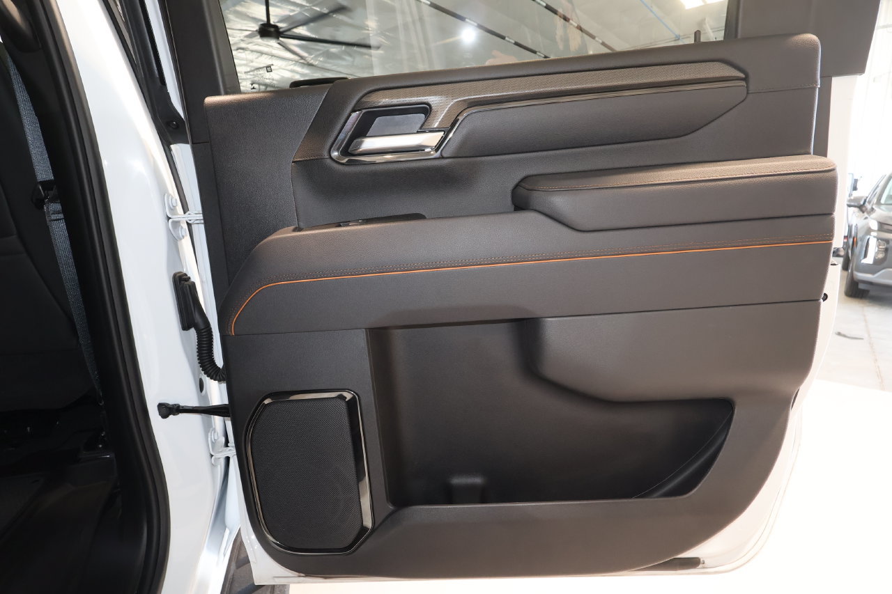 Certified 2026 GMC Sierra 3500 AT4 w/ AT4 Premium Plus Package AWD/4WD image 21