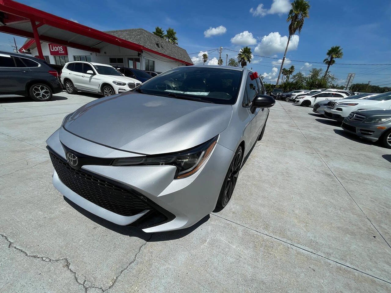 Used 2022 Toyota Corolla SE FWD image 4