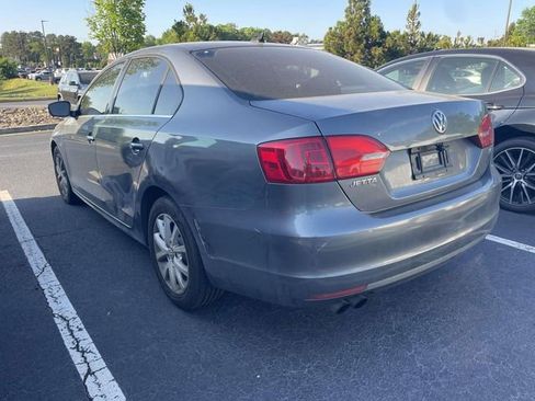Used 2014 Volkswagen Jetta SE image 9