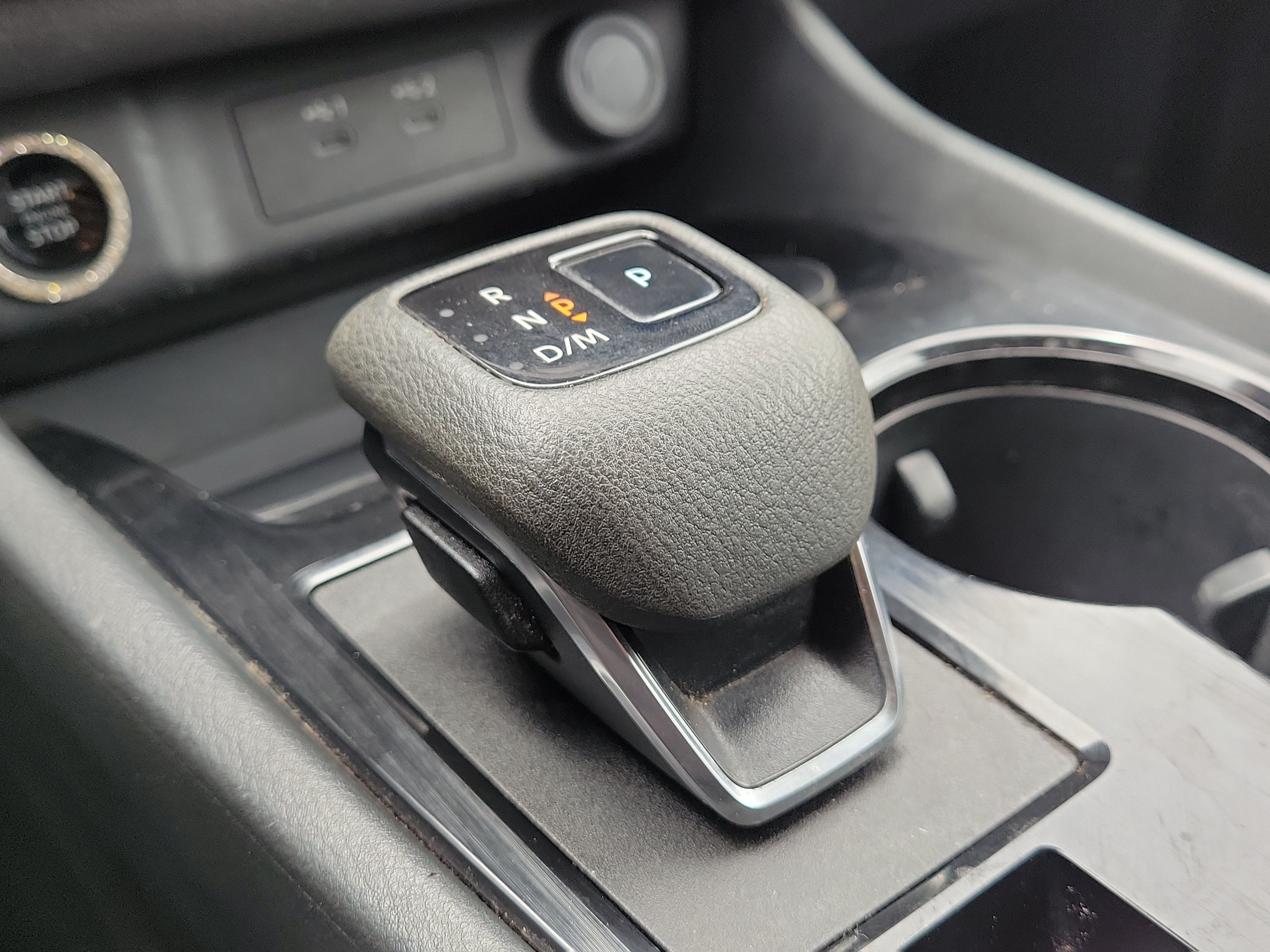 Certified 2025 Nissan Rogue SV AWD/4WD image 29