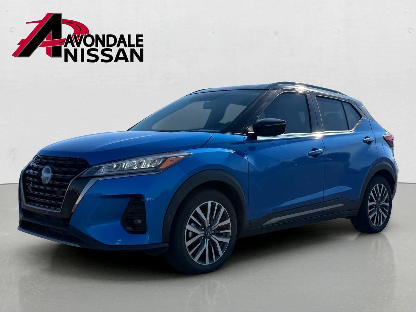 Used 2023 Nissan Kicks SR FWD image 2