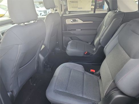 New 2026 Ford Explorer Active image 16