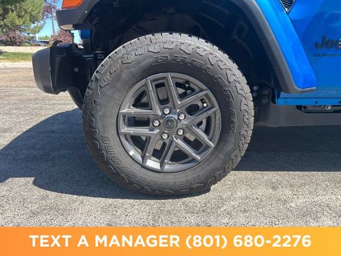 New 2026 Jeep Gladiator Sport AWD/4WD image 25