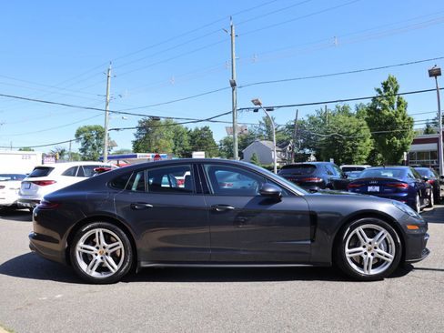 Used 2019 Porsche Panamera 4 w/ Premium Package AWD/4WD image 5