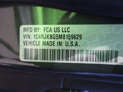 Used 2021 Jeep Grand Cherokee L Limited AWD/4WD image 4