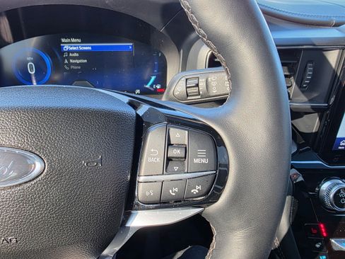 Certified 2023 Ford Explorer Platinum w/ Technology Package image 13