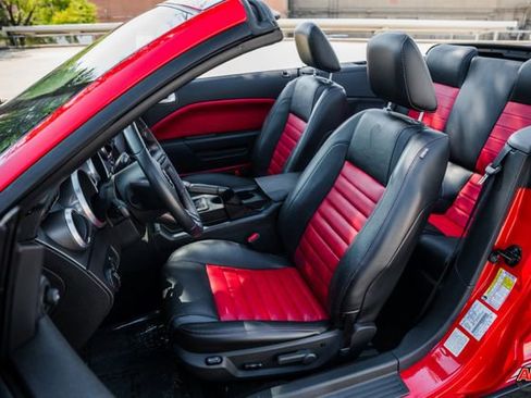 Used 2007 Ford Mustang Shelby GT500 image 4