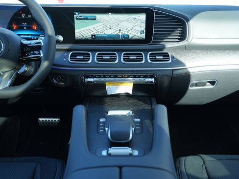 New 2026 Mercedes-Benz GLE 53 AMG 4MATIC image 30