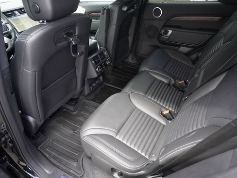 New 2026 Land Rover Discovery S AWD/4WD image 29