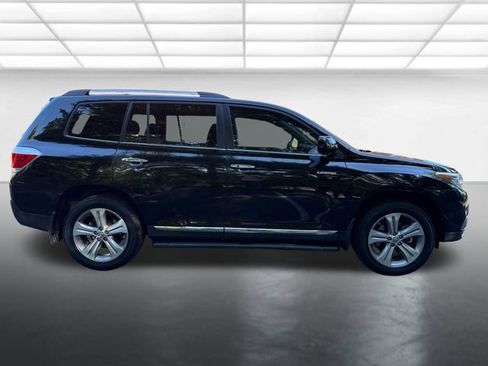 Used 2012 Toyota Highlander Limited w/ Tow Pkg AWD/4WD image 6