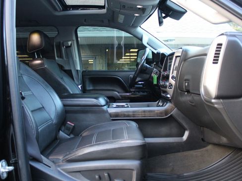Used 2016 GMC Sierra 2500 Denali w/ Duramax Plus Package image 7