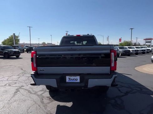 Used 2025 Ford F350 Platinum image 6