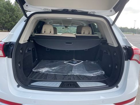 Used 2019 Buick Envision Premium AWD/4WD image 17