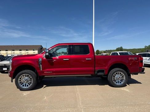 Used 2025 Ford F250 Platinum w/ Platinum Plus Package AWD/4WD image 9