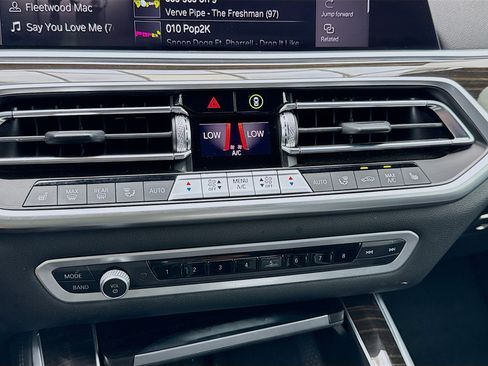 Used 2023 BMW X5 xDrive40i image 12