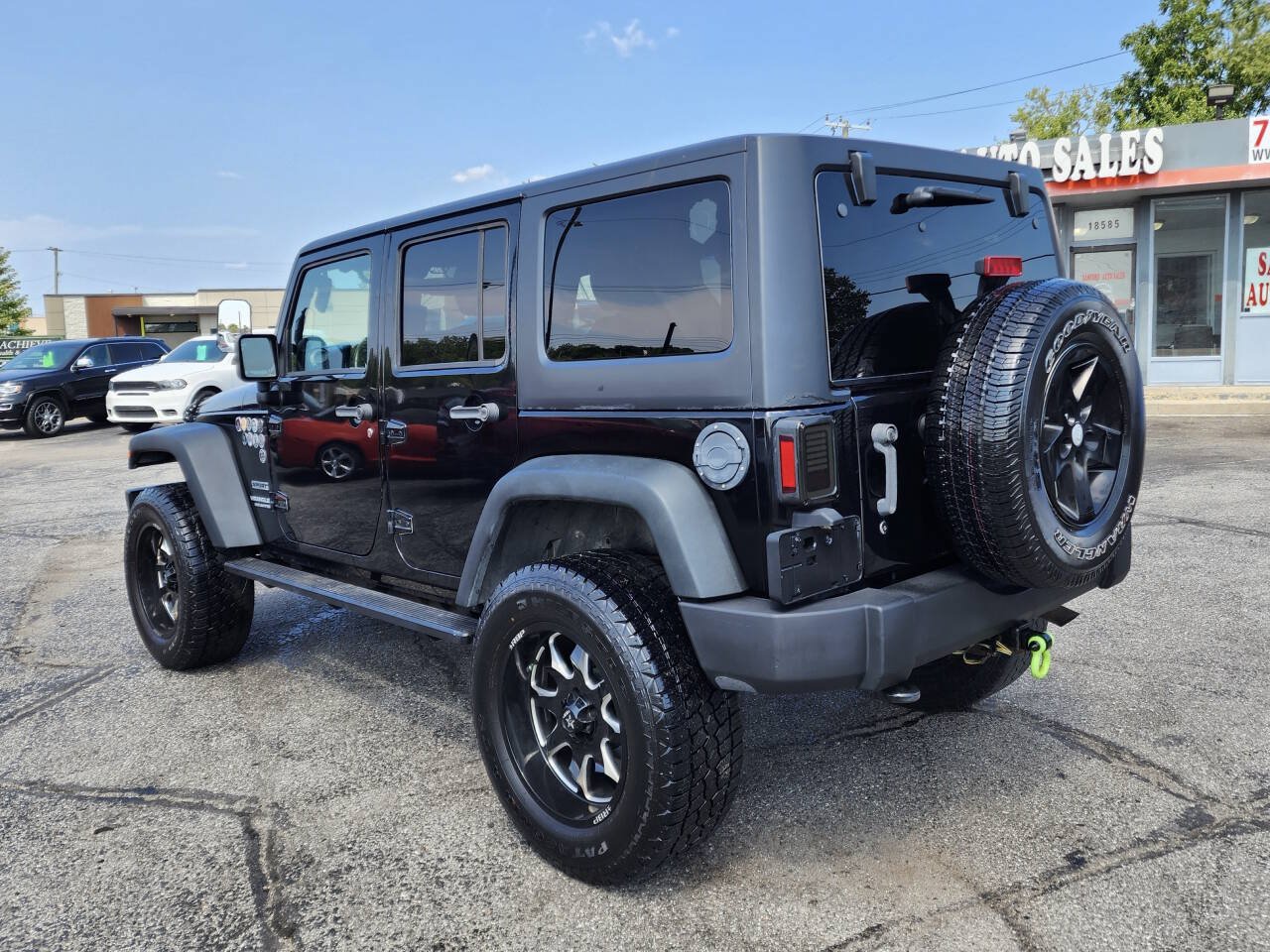 Used 2013 Jeep Wrangler Unlimited Sport AWD/4WD image 5