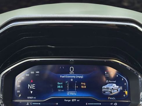 Used 2023 Chevrolet Silverado 1500 RST w/ Z71 Off-Road Package image 12