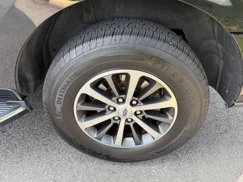 Used 2021 Ford Expedition XLT AWD/4WD image 14