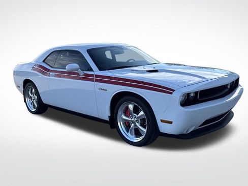 Used 2012 Dodge Challenger R/T image 8