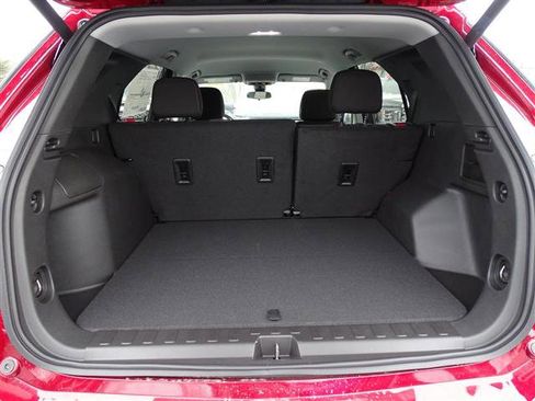 Used 2024 Chevrolet Equinox LT image 5