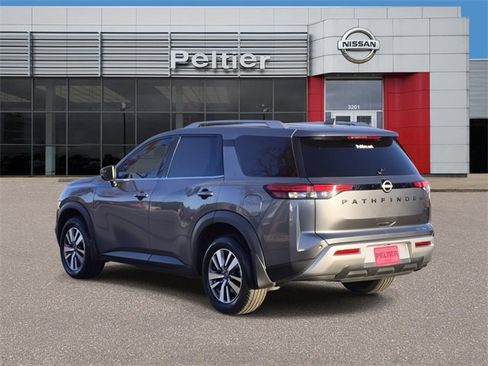 Certified 2023 Nissan Pathfinder SL w/ Lighting Package (N92) image 4