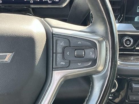 Used 2024 Chevrolet Silverado 2500 LT w/ Midnight Edition AWD/4WD image 17