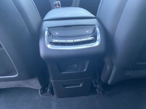 Used 2020 Cadillac XT6 Sport image 23