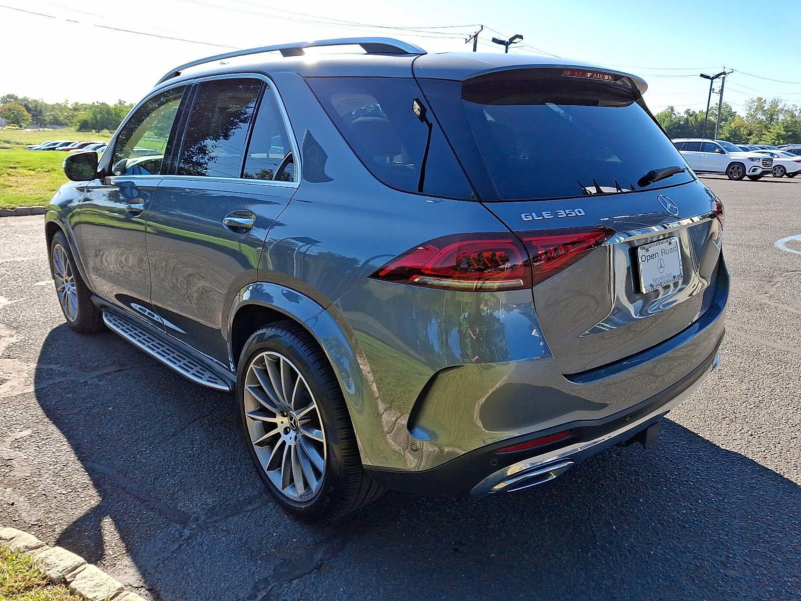 Used 2022 Mercedes-Benz GLE 350 4MATIC image 4