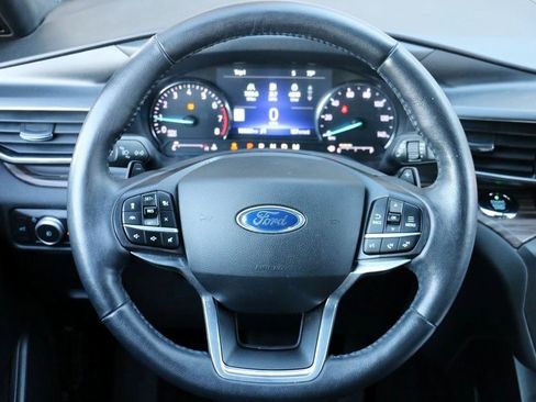 Used 2020 Ford Explorer Limited w/ Class III Trailer Tow Package image 26