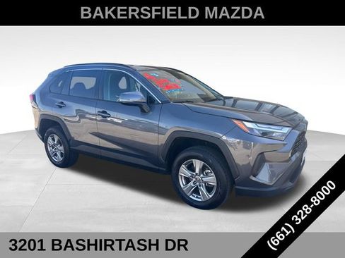 Used 2024 Toyota RAV4 XLE FWD image 5