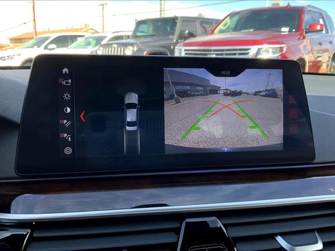 Used 2018 BMW 530i image 26