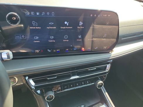 New 2026 Chevrolet Traverse LT image 7