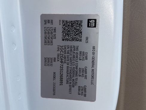 New 2025 Chevrolet Express 3500 Extended w/ Driver Convenience Package image 29