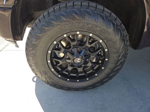 Used 2018 Ford F150 XLT w/ Equipment Group 302A Luxury AWD/4WD image 9