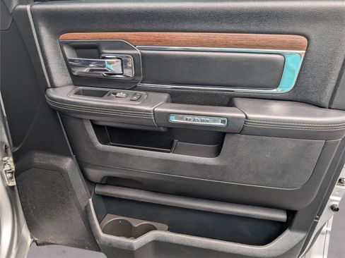 Used 2017 RAM 1500 Laramie w/ Convenience Group image 39