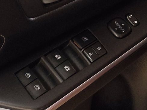 Used 2017 Toyota Camry XLE image 27