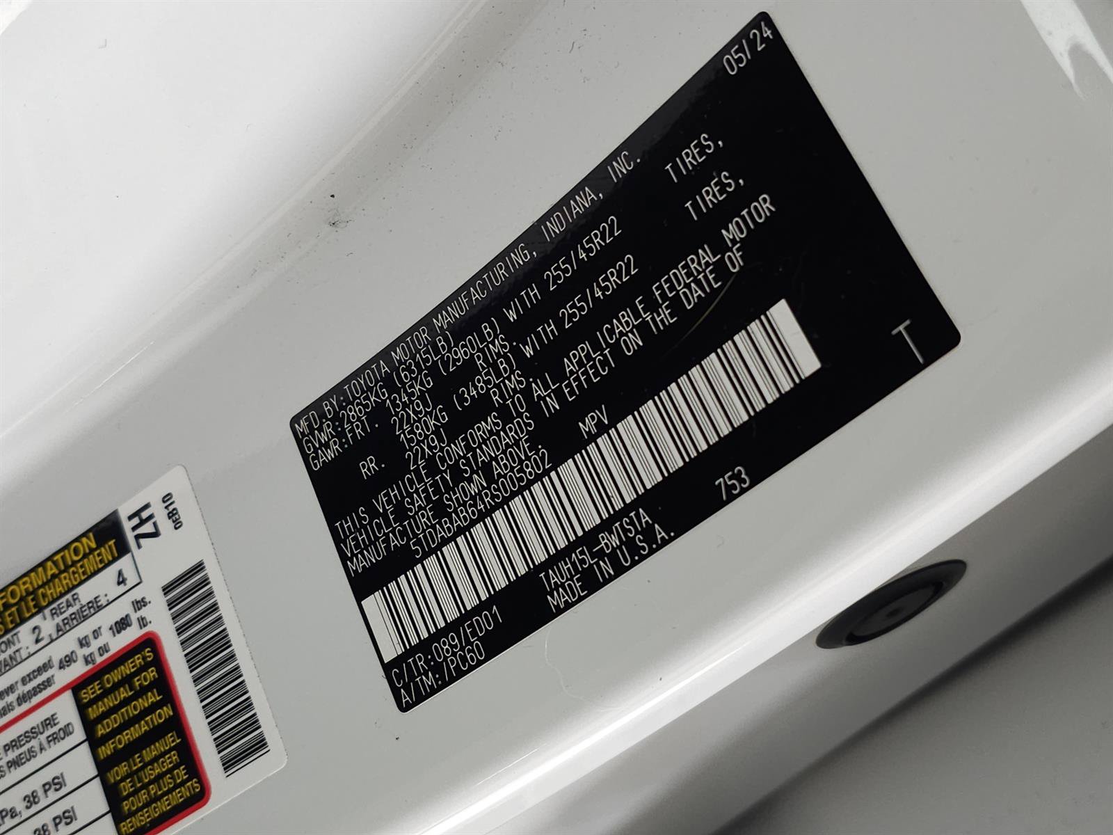 Used 2024 Lexus TX 500h AWD w/ Technology Package image 37