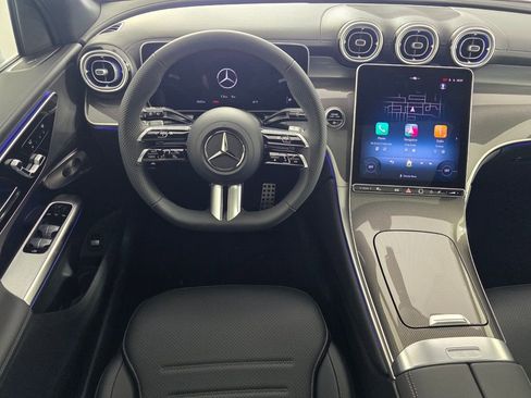 New 2026 Mercedes-Benz GLC 300 image 10