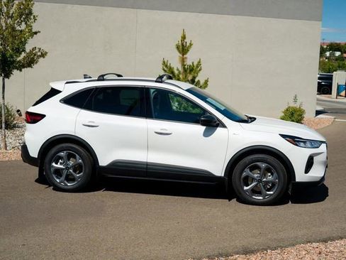 Certified 2025 Ford Escape ST-Line w/ Equipment Group 301A FWD image 3