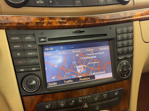 Used 2009 Mercedes-Benz E 350 4MATIC Sedan image 18