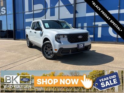 New 2025 Ford Maverick XLT w/ XLT Luxury Package