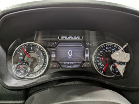 Used 2020 RAM 2500 Tradesman w/ Safety Group image 19