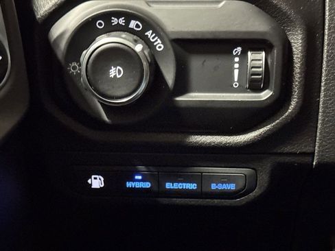 Used 2025 Jeep Wrangler Unlimited Sport S 4xe w/ Convenience Group AWD/4WD image 18