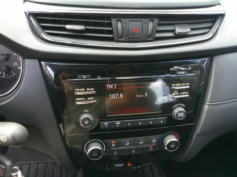 Used 2017 Nissan Rogue S FWD image 16