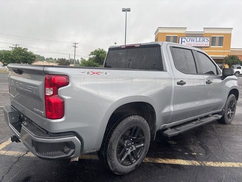 Used 2024 Chevrolet Silverado 1500 Custom AWD/4WD image 5