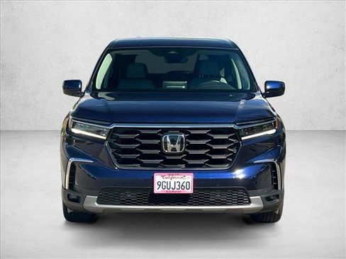 Used 2023 Honda Pilot EX-L image 2