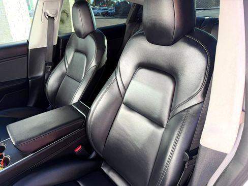 Used 2020 Tesla Model 3 Long Range image 21