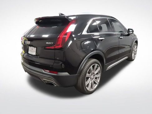 Used 2019 Cadillac XT4 Premium Luxury w/ Driver Awareness Package image 5