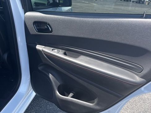 Used 2024 Dodge Durango GT RWD image 43